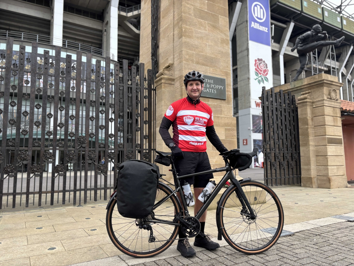 Nick Anderton from Castore departs Allianz on 200 mile cycle for IPF